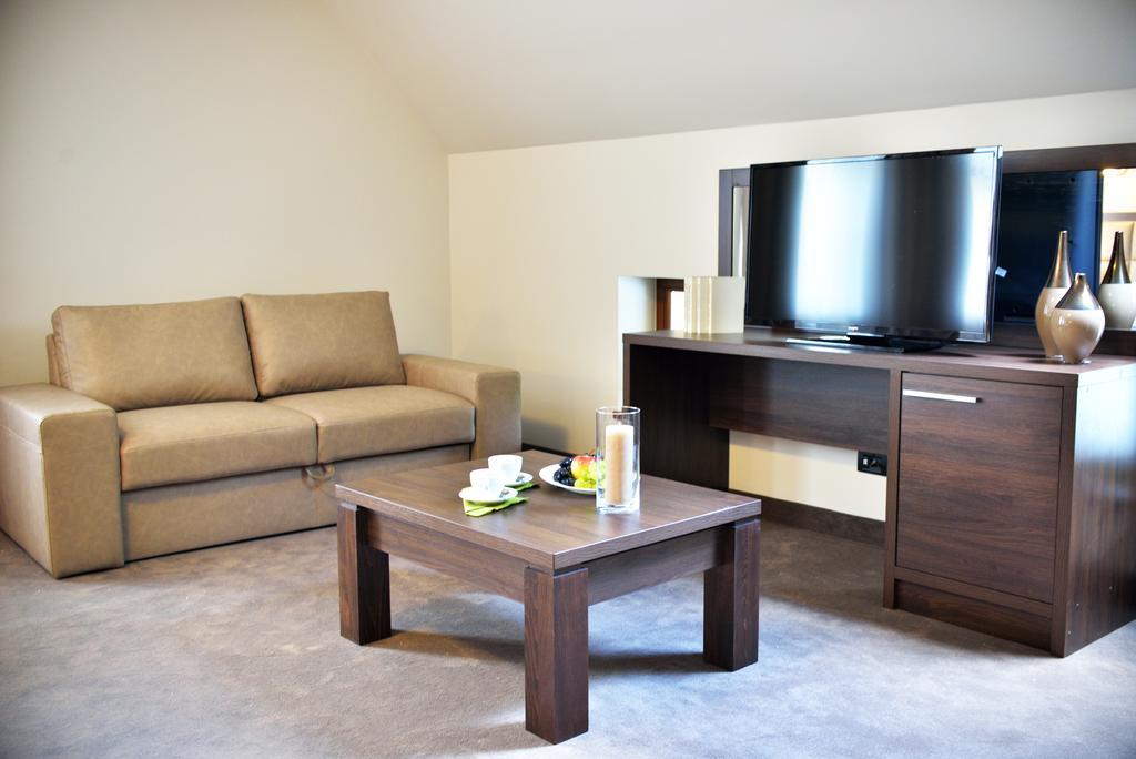 Dwor Spalice Spa Residence & Restaurant Lawendowa Restauracja Olesnica  Room photo