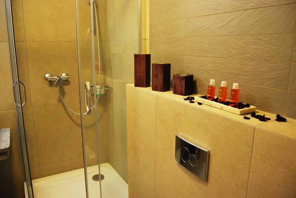 Dwor Spalice Spa Residence & Restaurant Lawendowa Restauracja Olesnica  Room photo