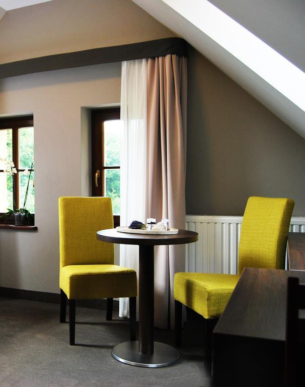 Dwor Spalice Spa Residence & Restaurant Lawendowa Restauracja Olesnica  Room photo