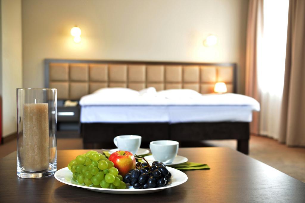 Dwor Spalice Spa Residence & Restaurant Lawendowa Restauracja Olesnica  Room photo